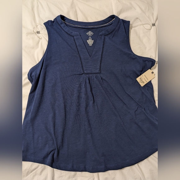 NWT Navy Blue Tank Top - Picture 2 of 4